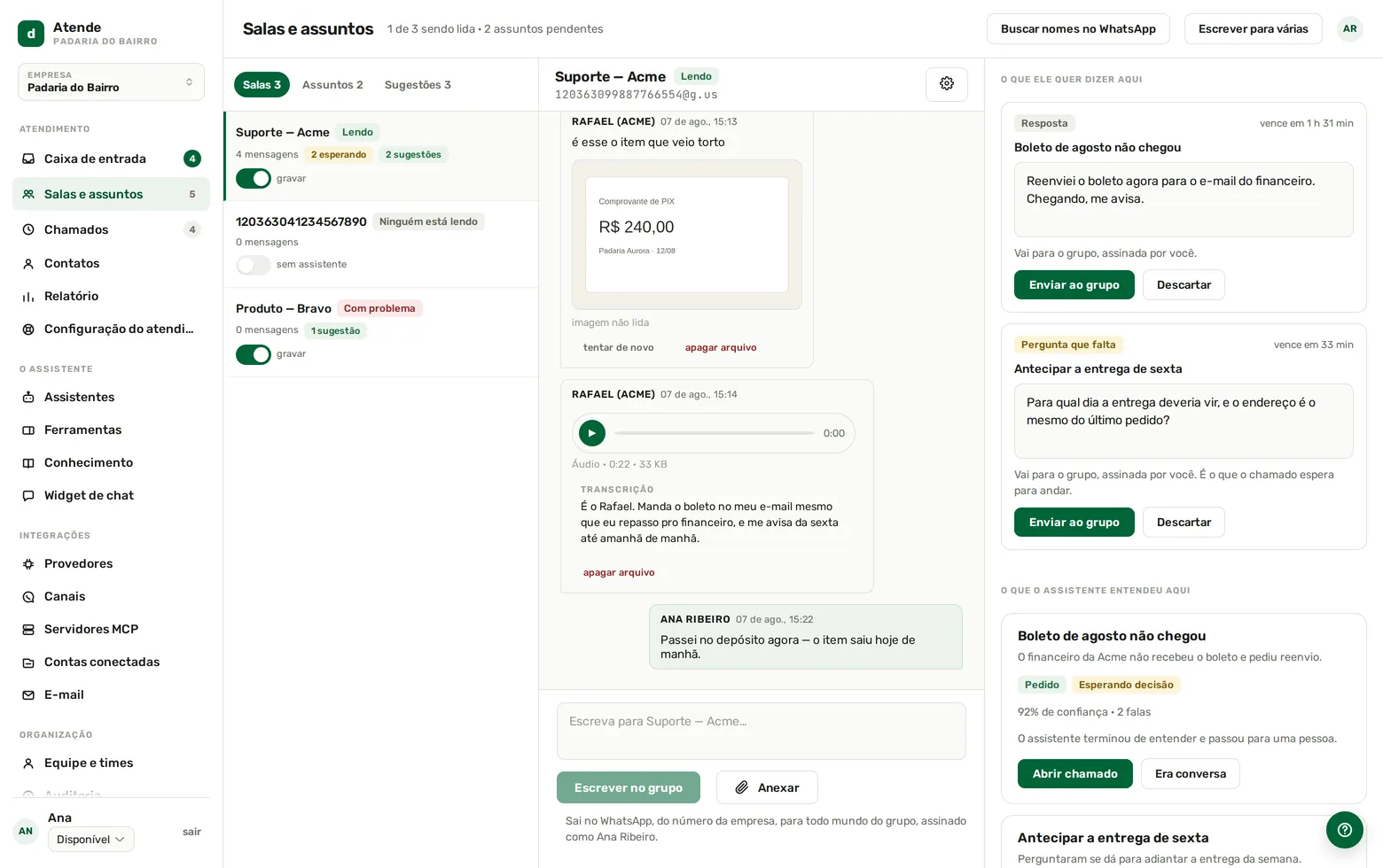 Tela de uma sala de WhatsApp com mensagens do grupo, assuntos e sugestões ao lado