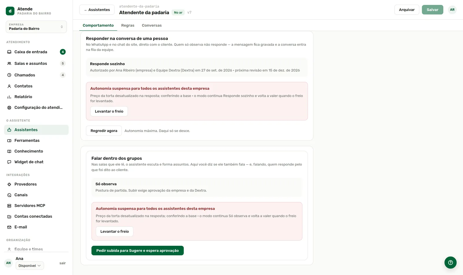 Freio puxado para a empresa: o aviso aparece no portão.